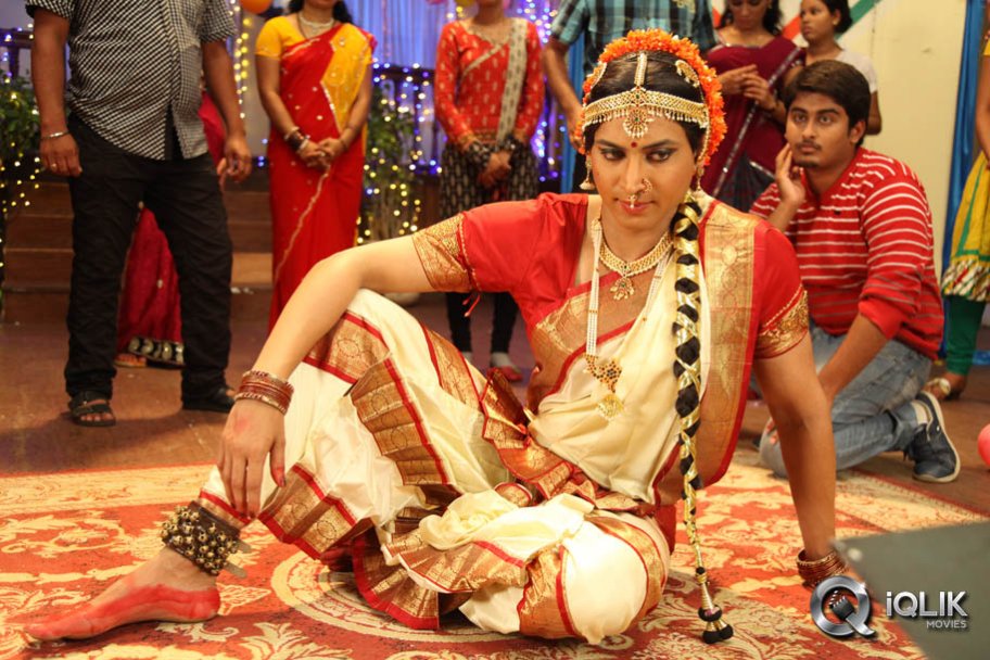 Emo Gurram Eguravachu